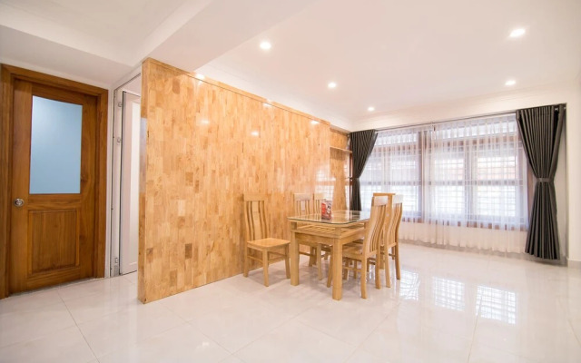 RedDoorz Plus near Gia Dinh Park