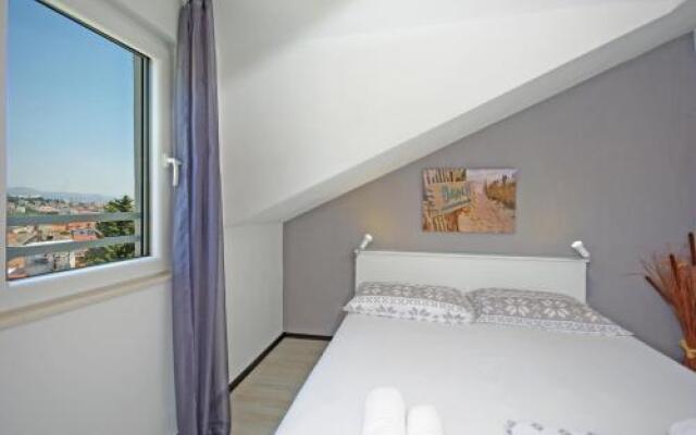 Downtown Residence Apartment