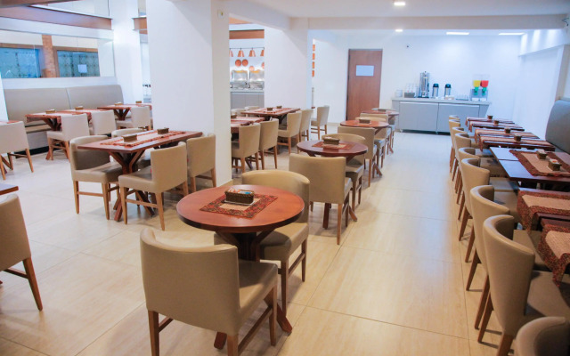 Slim Pajuçara by Tropicalis