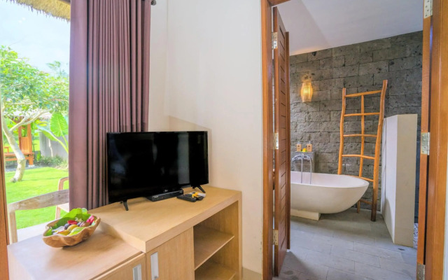 Three Gold Luxury Private Villa