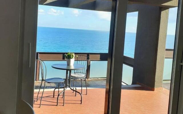 Attico Suite spiaggia Bari