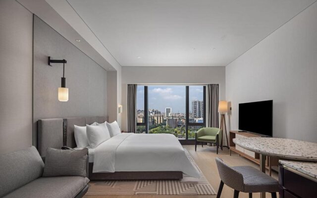 New World Guangzhou Hotel