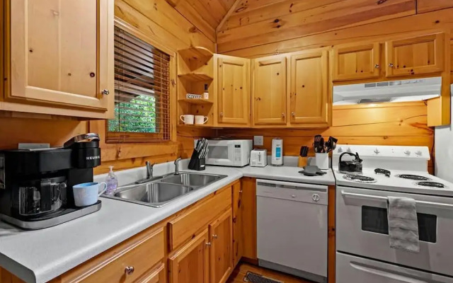 Sunrise Woods Retreat