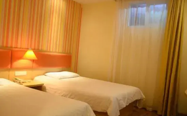 Pebble Motel (Ningde Car North Station)