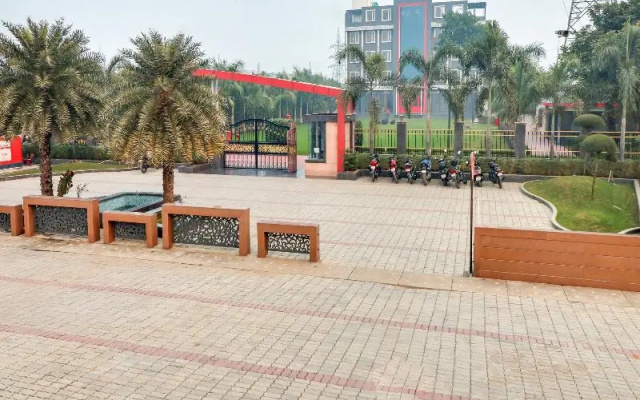 OYO Townhouse 76476 Jashn