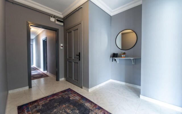 Hexa Suites Hotel