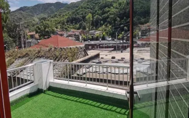 Grand Courtyard Homestay