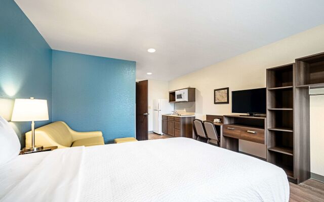 WoodSpring Suites Naples