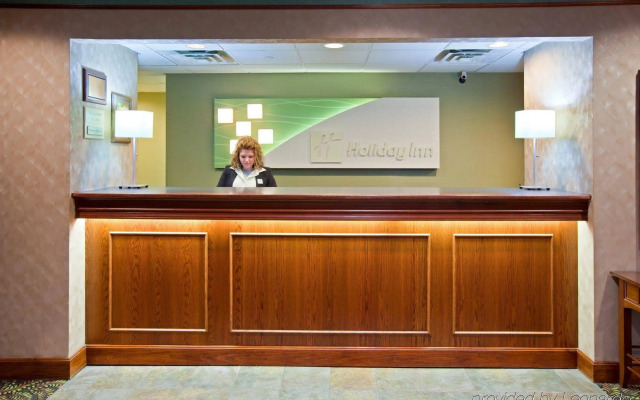 Holiday Inn Cincinnati-Riverfront by IHG