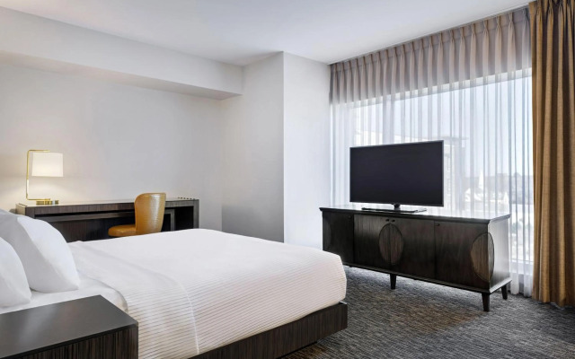 The Southlake Hotel