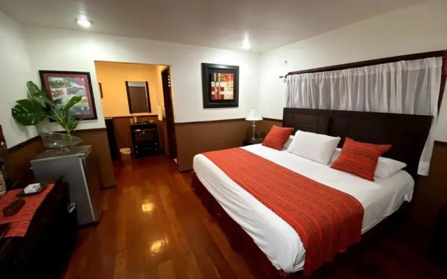 Coras Place Bacalar Lagoon Front