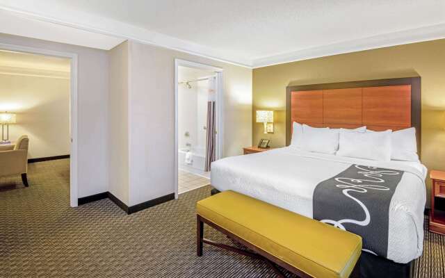 La Quinta Inn & Suites San Antonio Airport