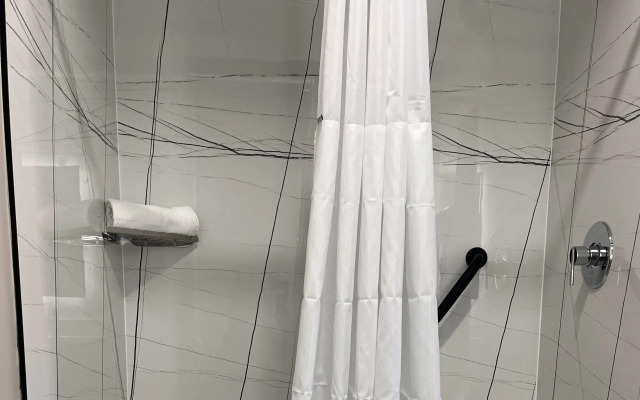 Howard Johnson by Wyndham Flagstaff University West