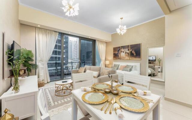 LUX Holiday Home Dubai Marina JBR - Silverene Towers