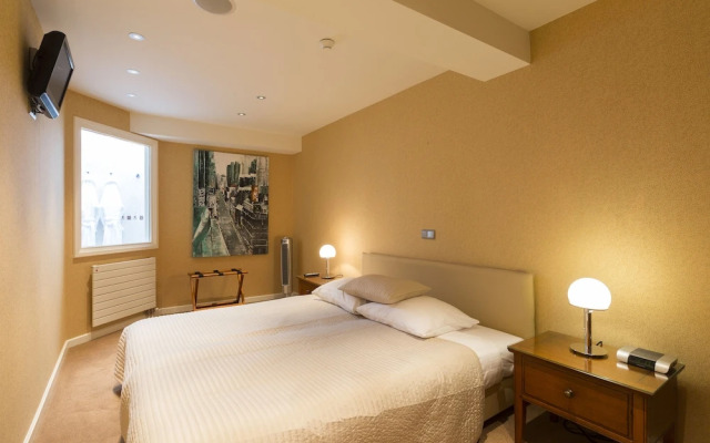 Sense Suites