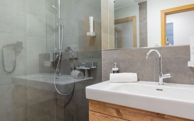 Spacious Apartment in Piesendorf With Sauna