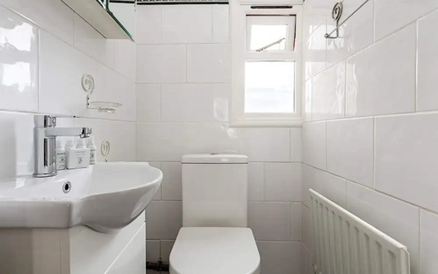 Charming Chelsea Flat
