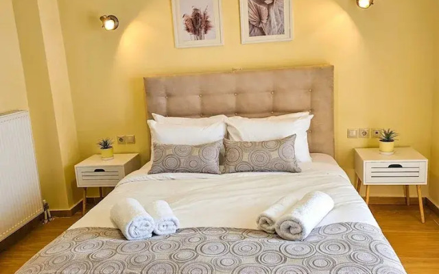 Villa Aitheras With sea Views and Garden