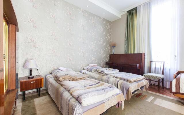 Nino Shavhaleti Guest House
