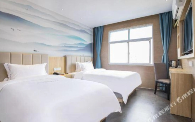 Qingmu Hotel (Nanjing Jiangning Wanda XinTing Road Subway Station)