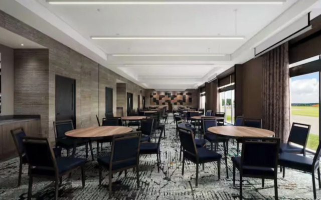 Hotel Avail Rogers, Tapestry Collection By Hilton