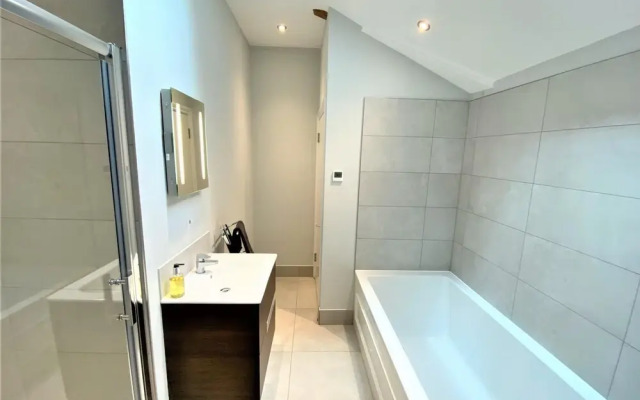 Town Hall Lofts Settle Apartment 2