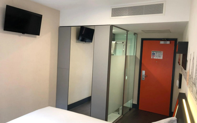 easyHotel Birmingham