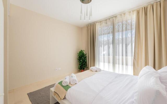 Stark & Sunny 1bdr Mangroovy Free Beach & Pool Access