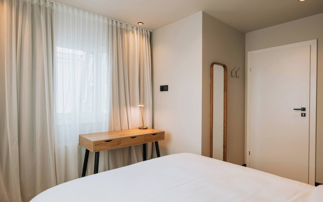 Central Boulevard Apt by Olala Homes