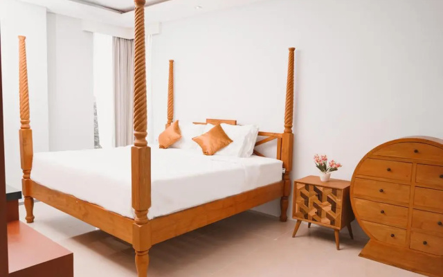 RedDoorz Plus @ Kerobokan Seminyak 3