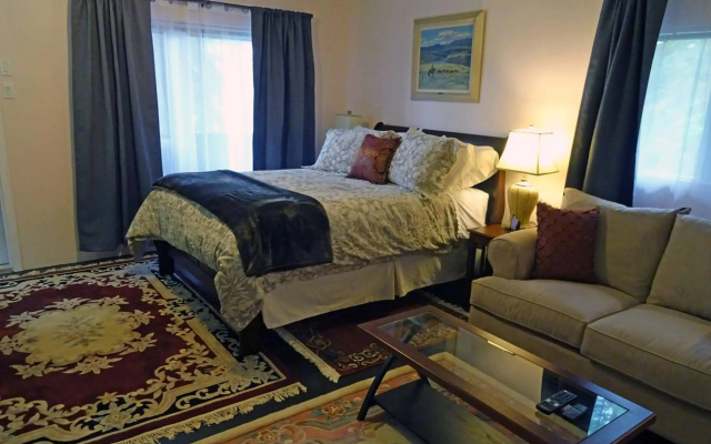 Eagle's Nest Resort