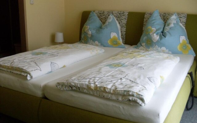 Gästehaus-Frühstückspension Wollautz