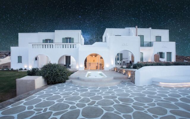 Naxos Euphoria Suites