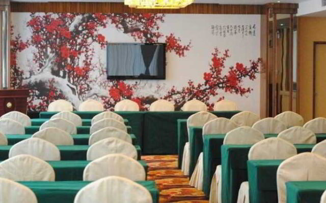 East Star Hotel