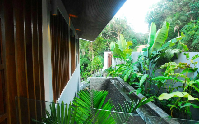 Luxury Villa Crystal Blue