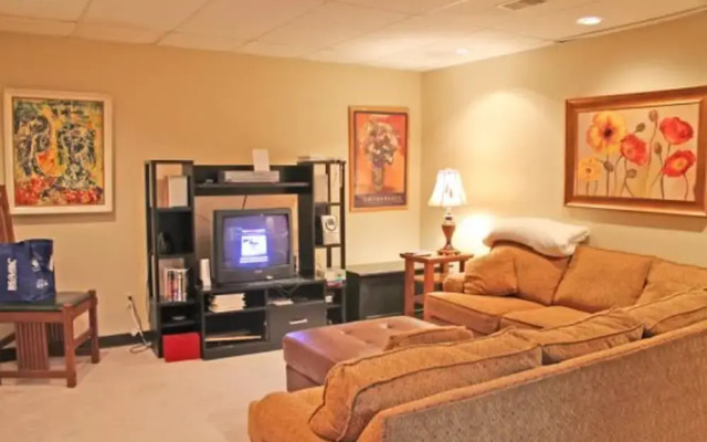 Creekside E 17 by Casago