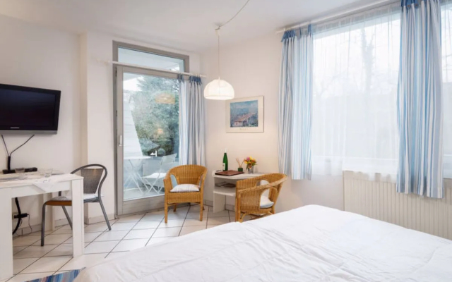 Hotel Zur Post - Burg An Der Mosel