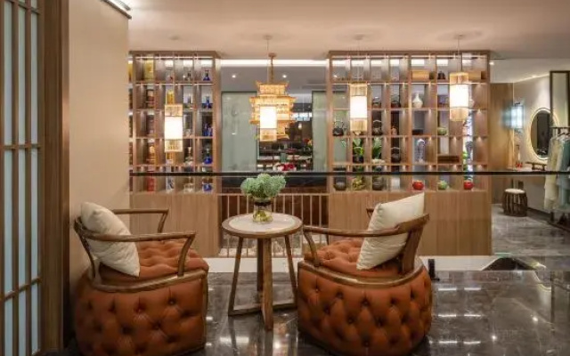 Maple Jiangfeng Bieyuan · Riverside Homestay (Suzhou Hanshan Temple & Guanqian Street Branch)