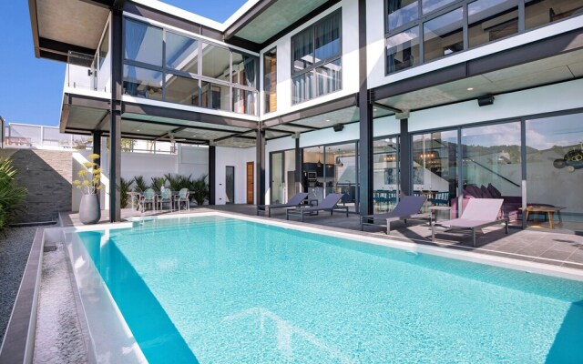 Innovative 12m Eco Pool Villa Sunset 1