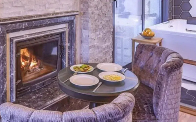Agva Pieria Luxury Hotel
