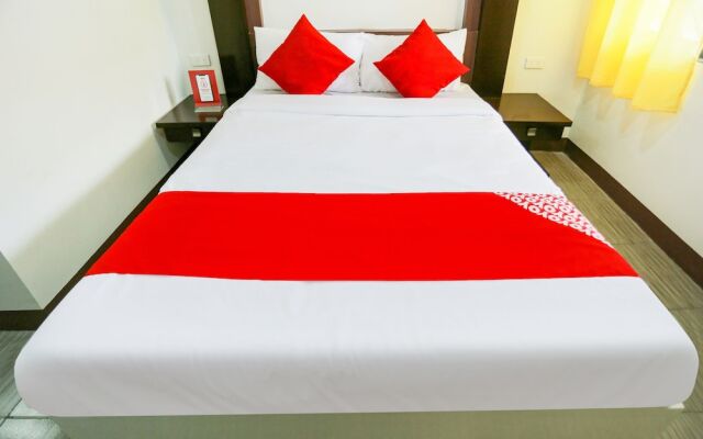OYO 257 Jrja Suites