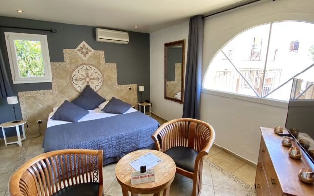 Logis Hotel Restaurant Les II Mas