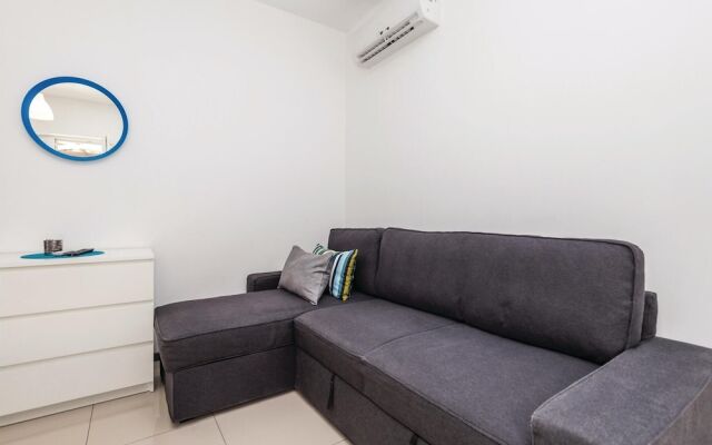 Beautiful Home in Mandre With Wifi and 1 Bedrooms