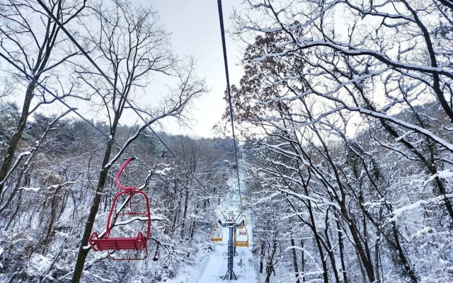 Mudeung Park Resort & Hotel