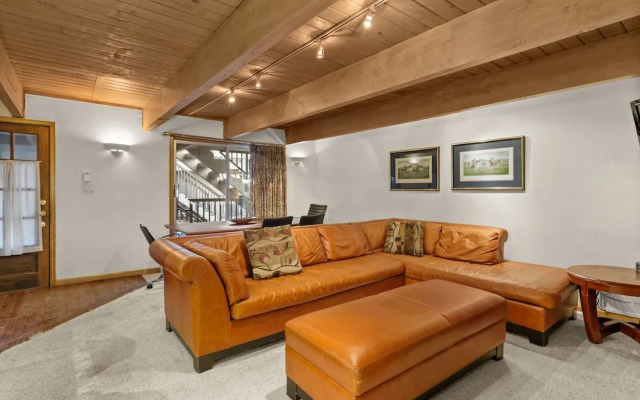 Chateau Chaumont & Dumont Condominiums by Frias