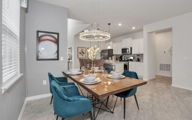 Private Pool Villa W/pool Table, On-site Waterpark