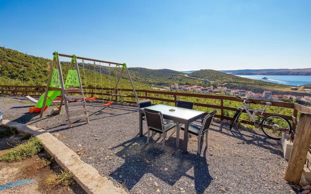 Awesome Home in Stinica With Sauna, Wifi and 6 Bedrooms