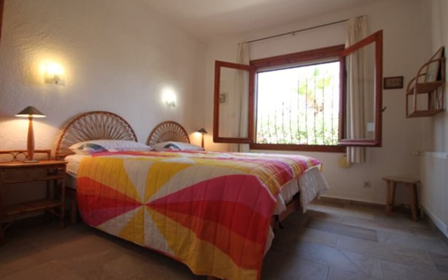 Beaulieu - holiday home with private swimming pool in Moraira