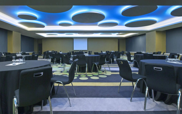 Mercure Penang Beach