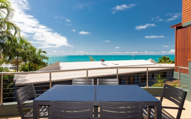 Absolute Airlie - Airlie Beach